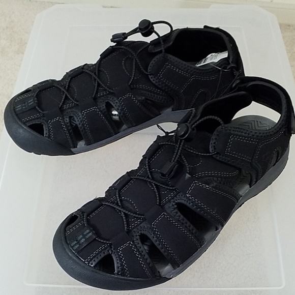 khombu travis sandals mens